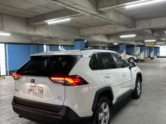 Сүрөт унаа Toyota RAV4