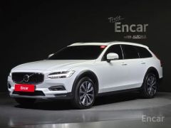 Сүрөт унаа Volvo V90 Cross Country