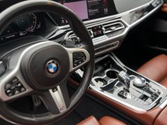 Photo of the vehicle BMW X7