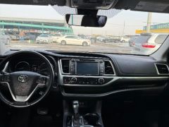 Сүрөт унаа Toyota Highlander