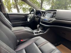 Сүрөт унаа Toyota Highlander