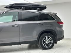 Сүрөт унаа Toyota Highlander