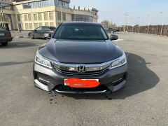 Фото авто Honda Accord