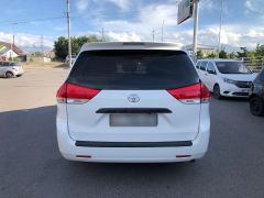 Сүрөт унаа Toyota Sienna