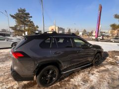 Сүрөт унаа Toyota RAV4