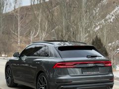 Photo of the vehicle Audi Q8