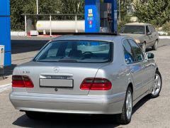 Photo of the vehicle Mercedes-Benz E-Класс