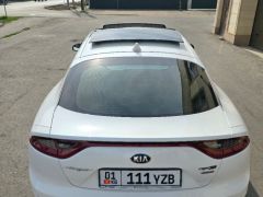 Сүрөт унаа Kia Stinger