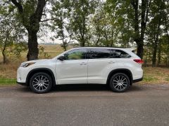 Сүрөт унаа Toyota Highlander