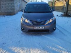 Photo of the vehicle Toyota Sienna