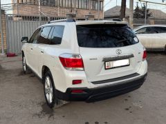 Сүрөт унаа Toyota Highlander