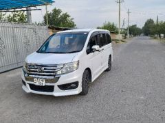 Фото авто Honda Stepwgn