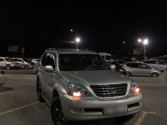 Photo of the vehicle Lexus GX