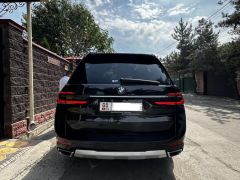 Сүрөт унаа BMW X7