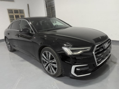 Photo of the vehicle Audi A6