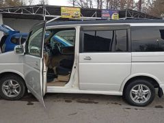 Фото авто Honda Stepwgn