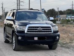 Фото авто Toyota Sequoia