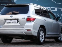 Photo of the vehicle Toyota Highlander