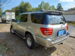 Сүрөт унаа Toyota Sequoia