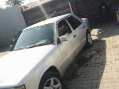 Фото авто Mercedes-Benz W124