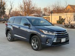 Фото авто Toyota Highlander