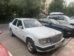 Сүрөт унаа Mercedes-Benz W124