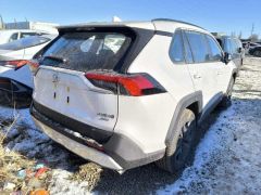 Сүрөт унаа Toyota RAV4