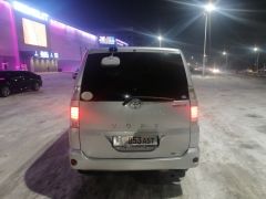 Сүрөт унаа Toyota Voxy