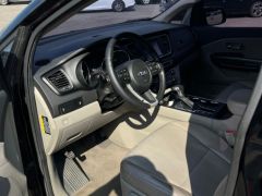 Сүрөт унаа Kia Carnival