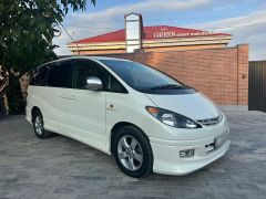 Фото авто Toyota Estima