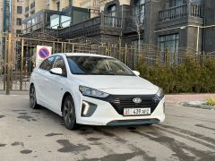 Фото авто Hyundai IONIQ