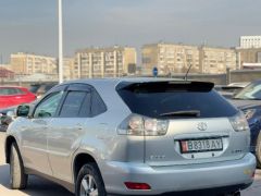 Сүрөт унаа Toyota Harrier