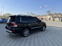 Photo of the vehicle Lexus LX