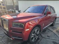 Сүрөт унаа Rolls-Royce Cullinan