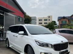 Сүрөт унаа Kia Carnival