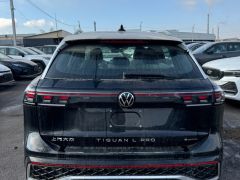 Photo of the vehicle Volkswagen Tiguan