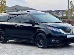 Сүрөт унаа Toyota Sienna