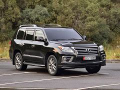 Photo of the vehicle Lexus LX