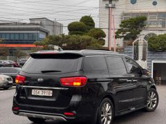 Сүрөт унаа Kia Carnival