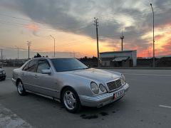 Photo of the vehicle Mercedes-Benz E-Класс