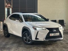 Фото авто Lexus UX