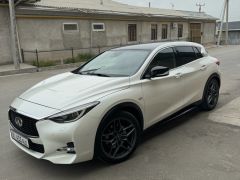 Сүрөт унаа Infiniti Q30