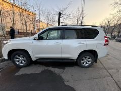 Photo of the vehicle Toyota Land Cruiser Prado