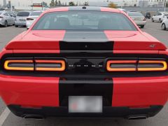 Photo of the vehicle Dodge Challenger