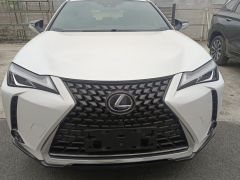 Фото авто Lexus UX