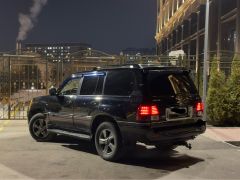 Photo of the vehicle Lexus LX