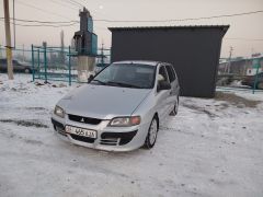 Сүрөт унаа Mitsubishi Space Star