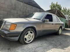 Фото авто Mercedes-Benz W124