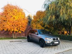 Photo of the vehicle BMW X5