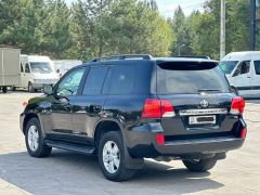 Photo of the vehicle Toyota Land Cruiser